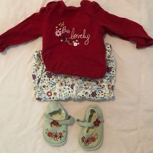 Girls outfit sz 3-6 mos